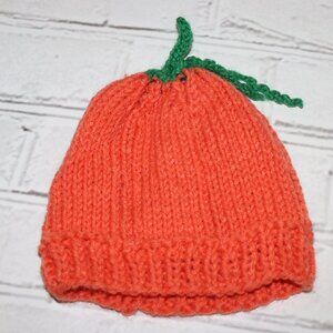 🎃🧶 Handmade Pumpkin Hat · Newborn Size